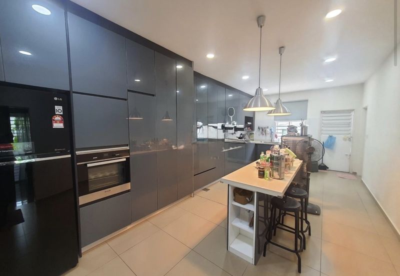 HIJAYU 3A @ BANDAR SRI SENDAYAN