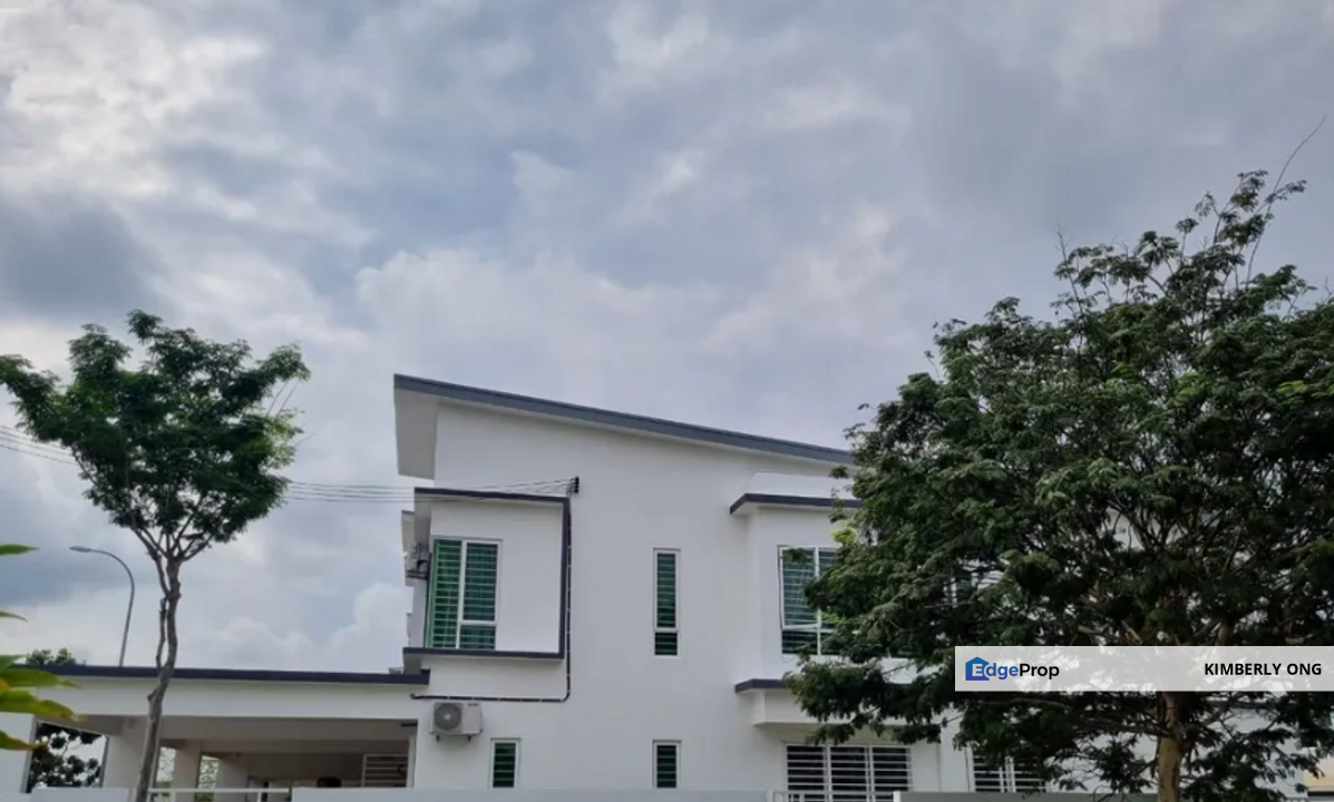 Corner Hijayu 3 Sendayan House Sale, Negeri Sembilan, Seremban