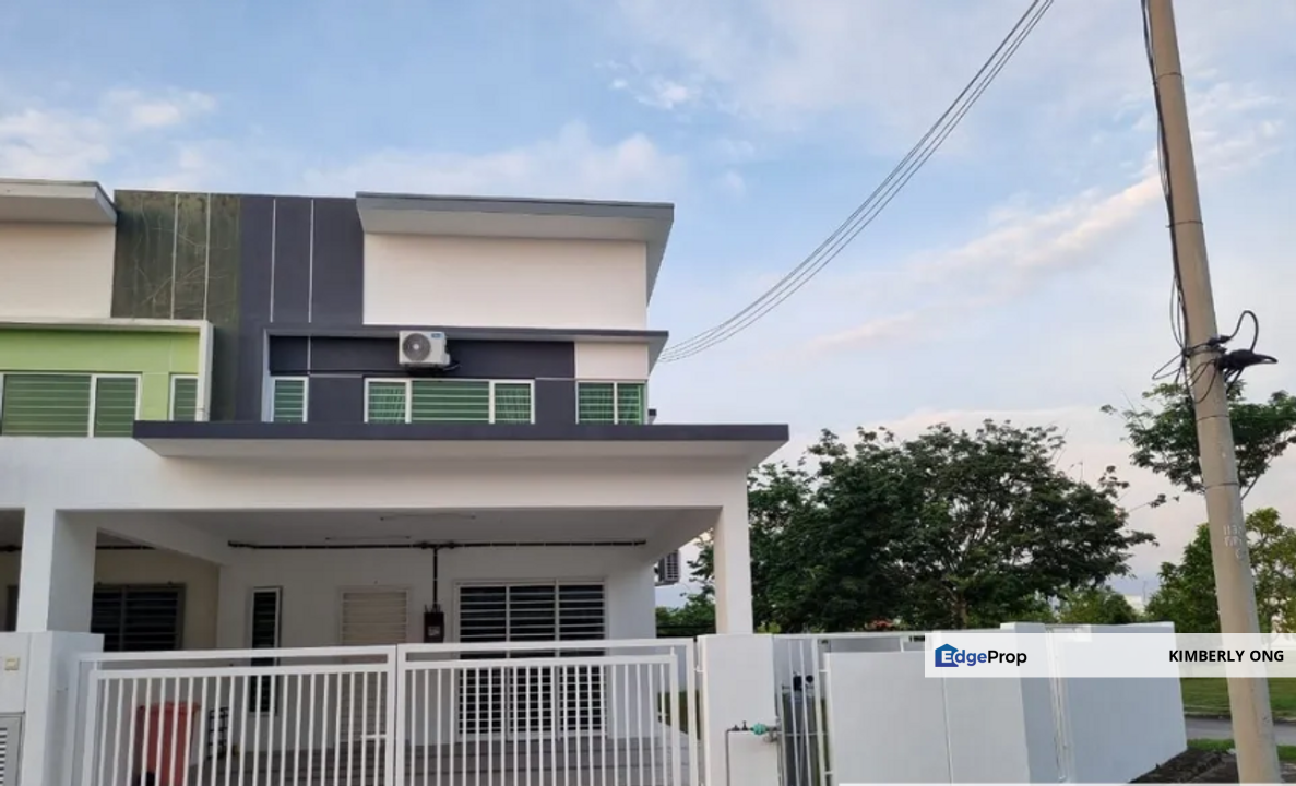 Corner Hijayu 3 Sendayan House Sale, Negeri Sembilan, Seremban