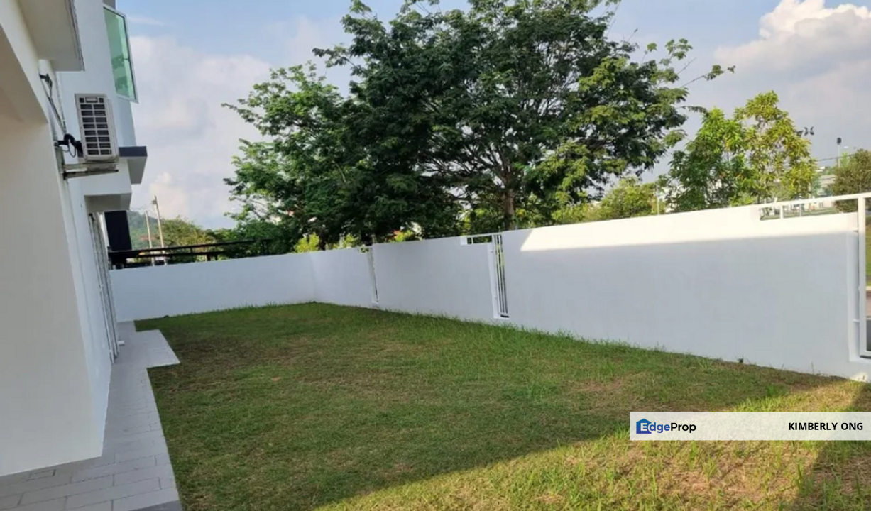 Corner Hijayu 3 Sendayan House Sale, Negeri Sembilan, Seremban