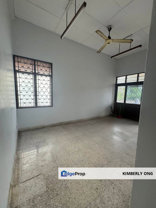 END LOT SINGLE STOREY HOUSE PERMAI, Negeri Sembilan, Seremban