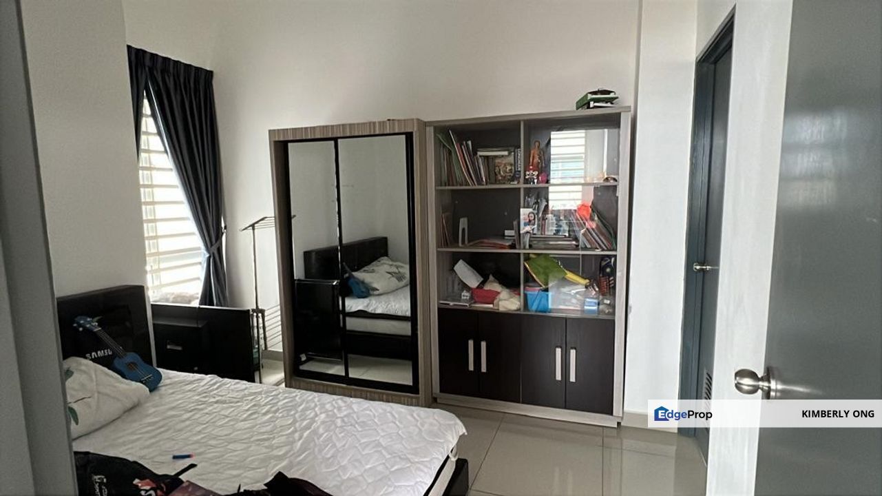 End lot House Bandar Springhill Sale, Negeri Sembilan, Port Dickson