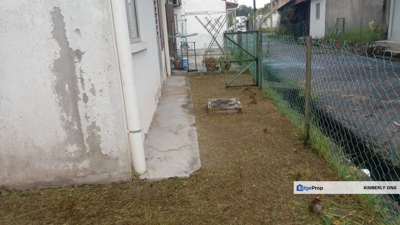 End lot Double Storey House , Negeri Sembilan, Port Dickson