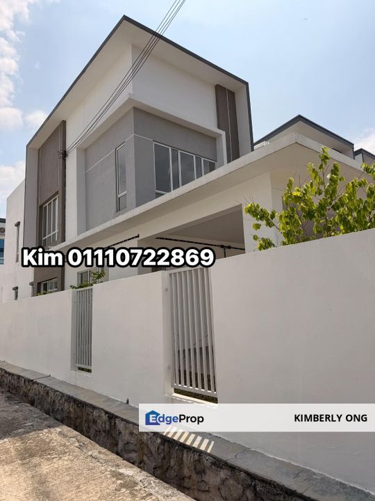 End Lot Bayu Sutera Sendayan House, Negeri Sembilan, Siliau