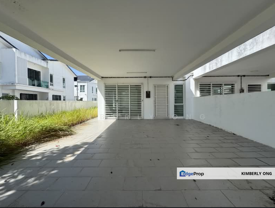 Hijayu 3C Sendayan END LOT HOUSE, Negeri Sembilan, Seremban