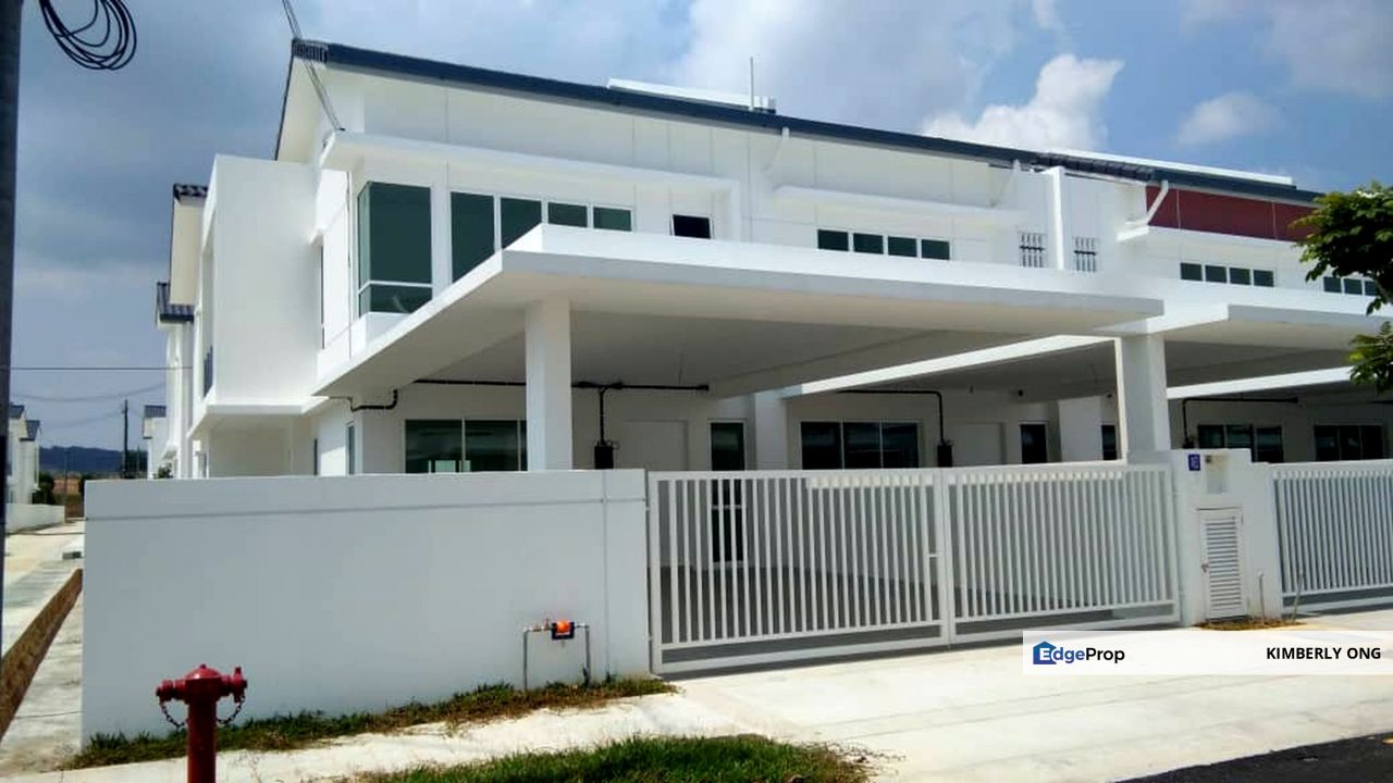 Hijayu 3C Sendayan END LOT HOUSE, Negeri Sembilan, Seremban