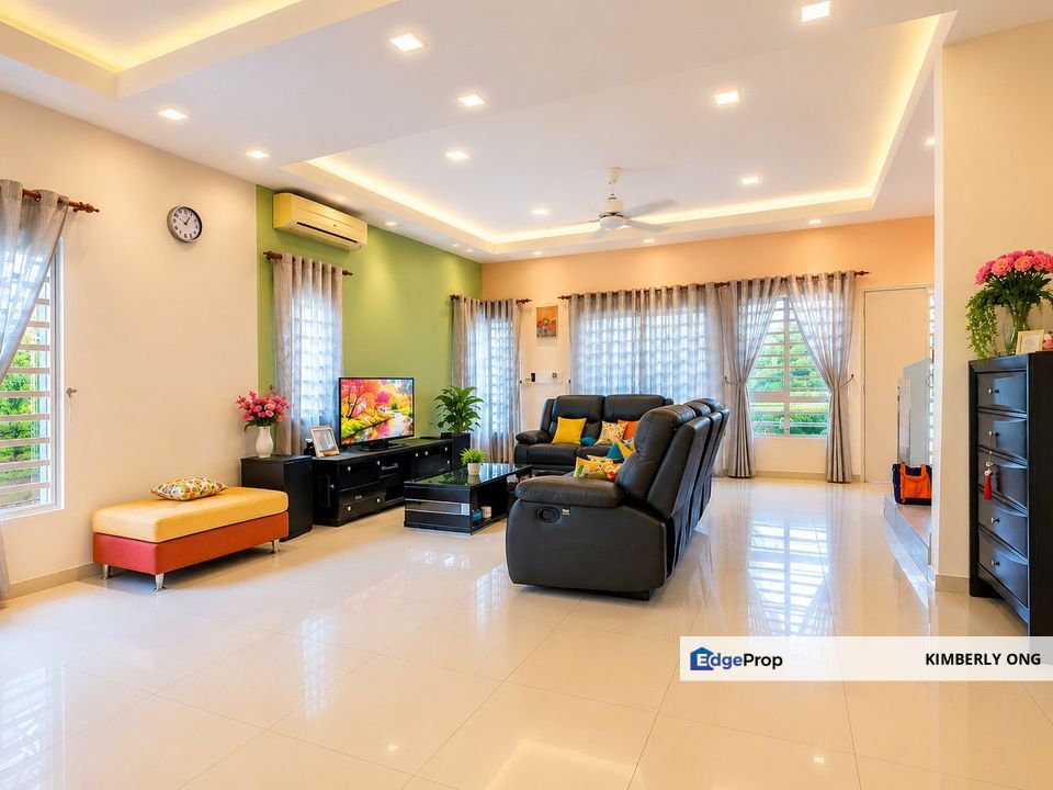 End lot Double Storey House Nusari Aman, Bandar Sri Sendayan, Negeri Sembilan, Seremban