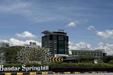 Bandar Springhill