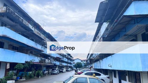 Blk 4x @ tun aminah flat , Johor, Johor Bahru