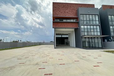 Elmina Business Park