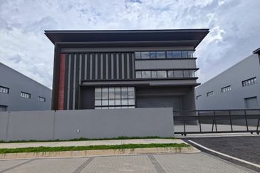 Elmina Business Park