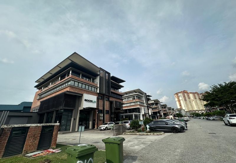 i32 Puchong Industrial Park