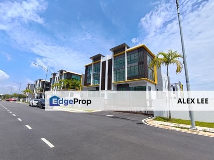 Semi-D Factory For Sale/Rent at Cipta 3 , Selangor, Sepang
