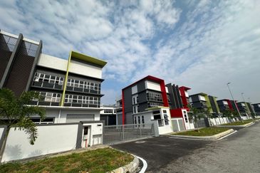 Perdana Industrial Park
