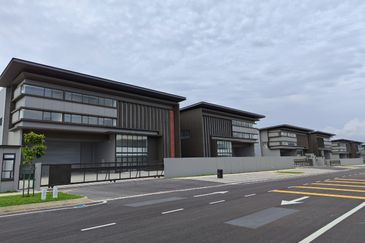 Elmina Business Park