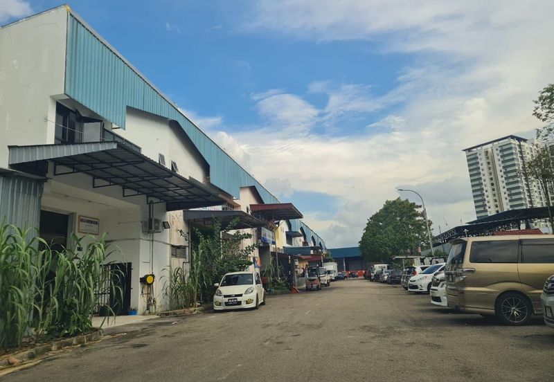 Taman Desa Plentong,