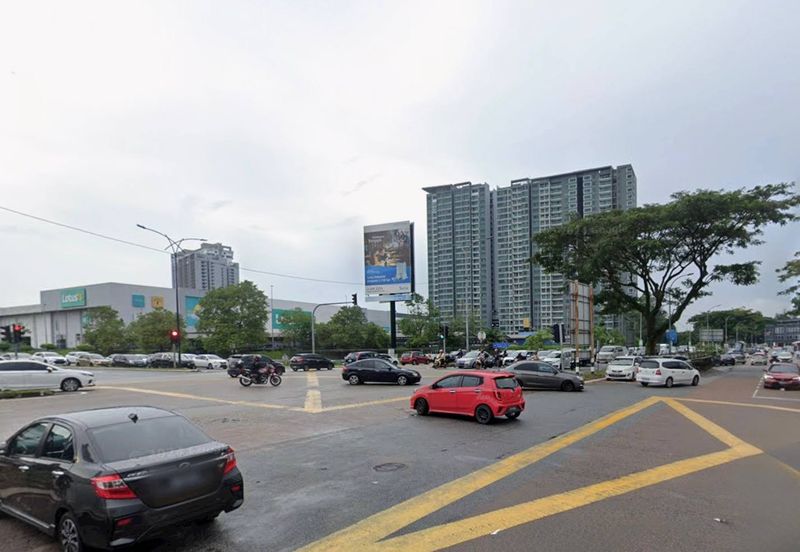 Jalan Nusa Bestari ,