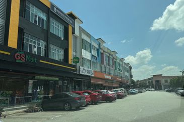 Taman Nusatara Gelang Patah,