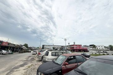 Pasir Putih, Pasir Gudang 