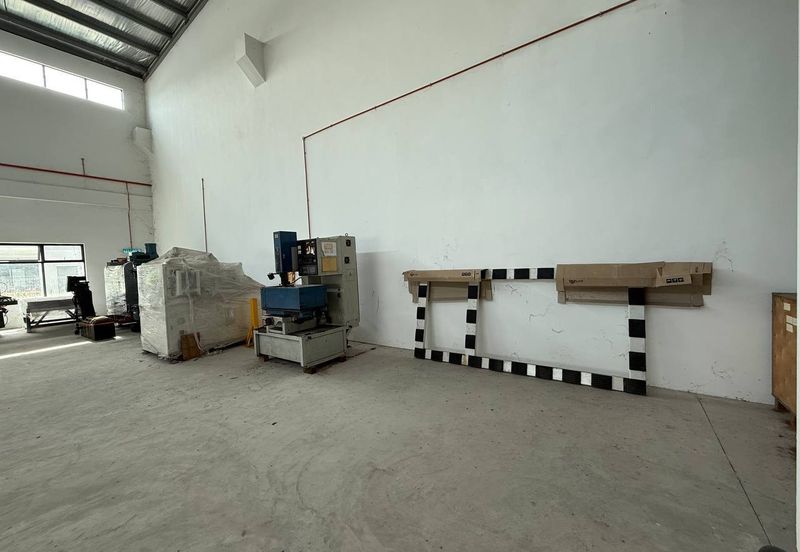  Jalan Empayar x, Taman Perindustrian Empayar