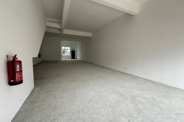 Jalan Kiambang, Bandar Indahpura