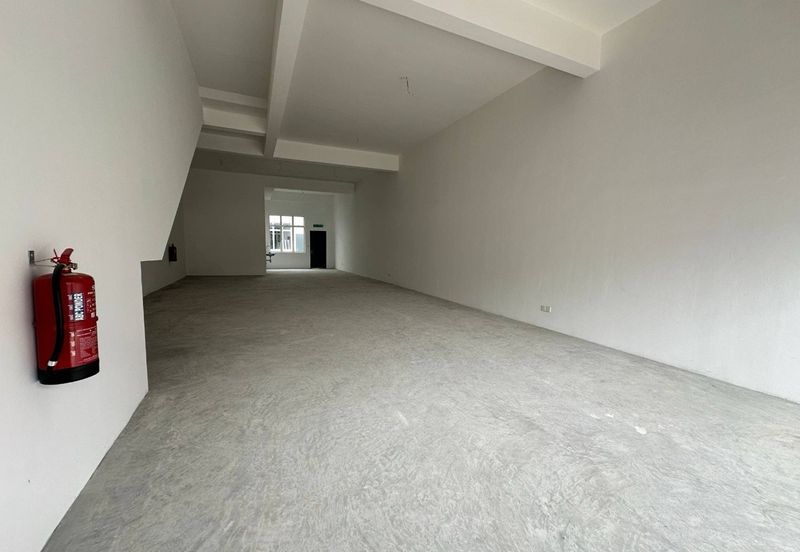 Jalan Kiambang, Bandar Indahpura