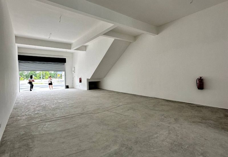 Jalan Kiambang, Bandar Indahpura