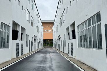 Jalan Kiambang, Bandar Indahpura