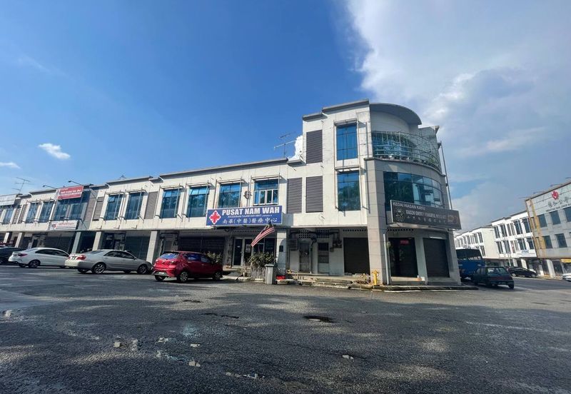 Jalan Lagenda, Taman Lagenda Putra,