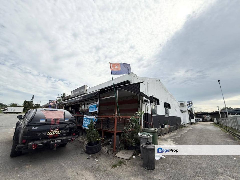 Jalan Tampoi, Johor, Tampoi