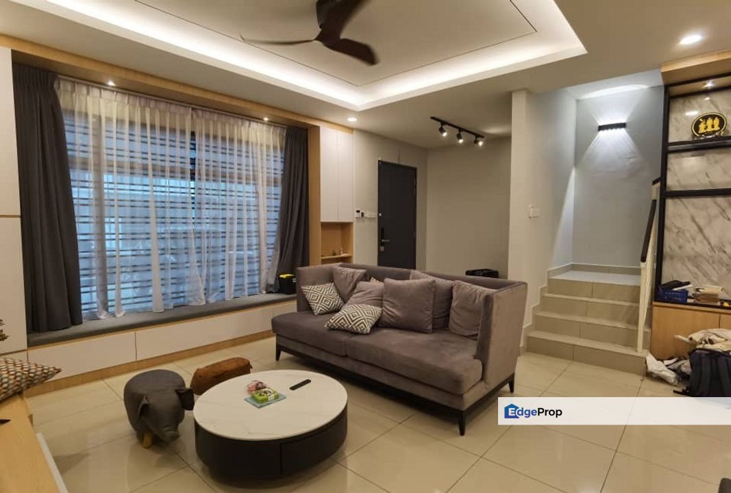 Taman Daiman Jaya Jalan Intan / Double Storey Terrace for Sale @RM868 ...