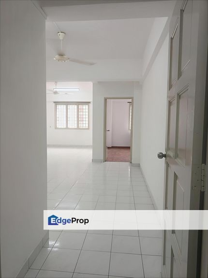 Pangsapuri Persiaran Tanjung Tampoi Johor Bahru , Johor, Johor Bahru