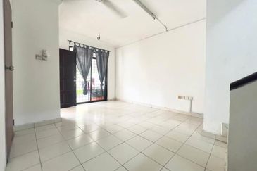 Mutiara Emas @ Taman Mount Austin