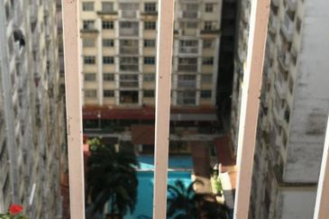 Villa Krystal, Bandar Selesa Jaya