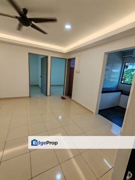 Flat Selesa Jaya @ Block 18 3rd Floor , Johor, Skudai
