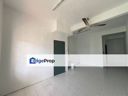 Summer Park Town House @ Seri Alam , Johor, Masai