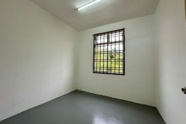 Flat Bukit Indah
