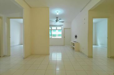 Villa Krystal, Bandar Selesa Jaya