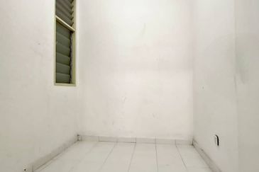 Villa Krystal, Bandar Selesa Jaya