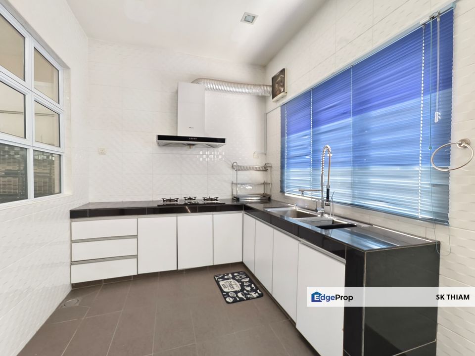 Renovated Extended Damai Residences Endlot Kemuning Utama Kota Kemuning for sale, Selangor, Kota Kemuning