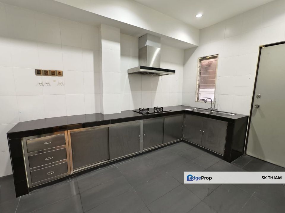 Value Buy Facing Open Kemuning Palma, Renovated 2 Sty Semi-D Kemuning Utama for Sale, Selangor, Shah Alam