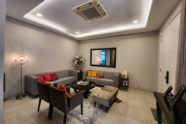 Stunning 2 Storey Bungalow at Saujana Glenmarie for Sale