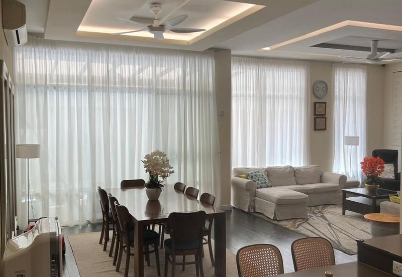 Beautifully Renovated 3 Storey Bungalow in Saujana Glenmarie for Sale