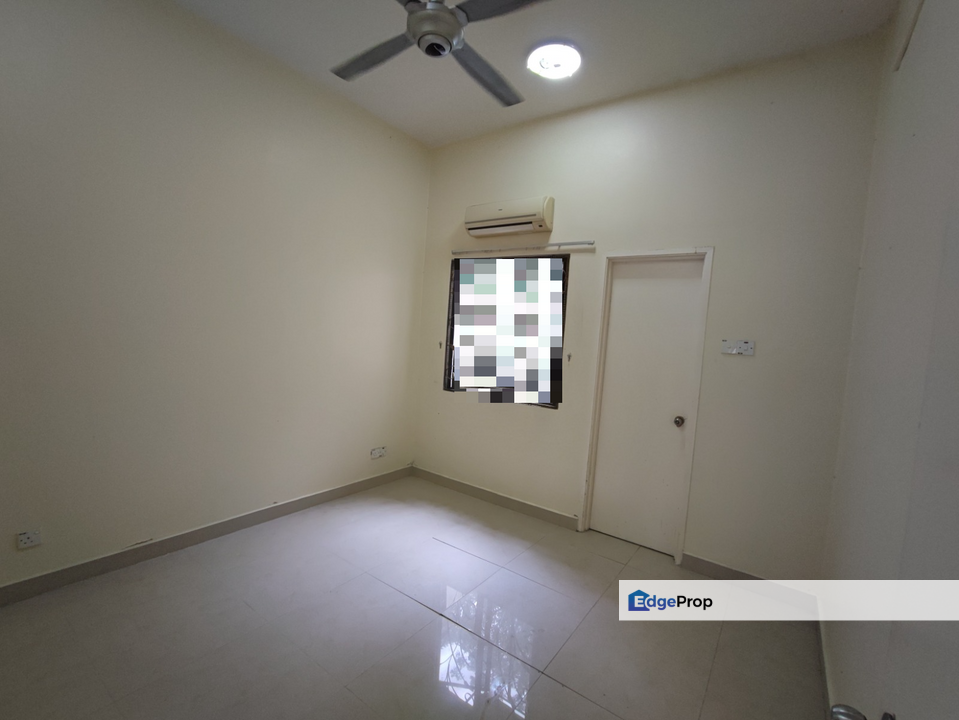 Renovated 2 Storey Lakeside Terrace Kota Kemuning for sale, Selangor, Kota Kemuning
