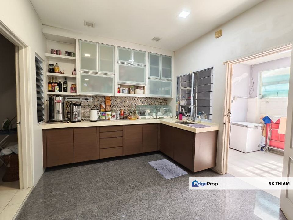 Kemuning Permai Hot Demand Area Renovated Spacious 2 Storey Semi D Kemuning Utama, Selangor, Shah Alam