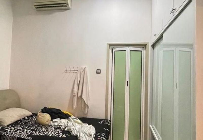 Canal Gardens, Kota Kemuning