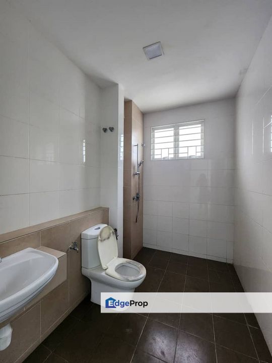 Perennia Bandar Rimbayu Spacious 22x80 Double Storey House for sale, Selangor, Kota Kemuning