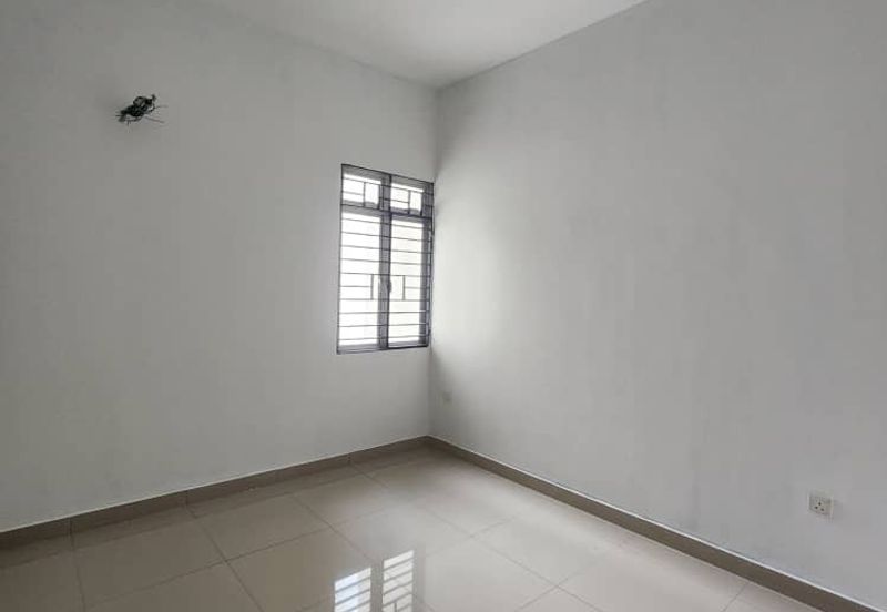 Perennia Bandar Rimbayu Spacious 22x80 Double Storey House for sale