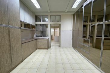 Canal Gardens, Kota Kemuning