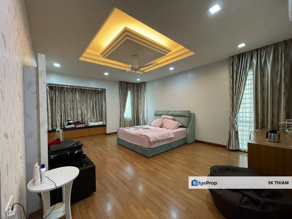 Kemuning Residence Renovated 3 storey Zero Lot Bungalow , Selangor, Shah Alam